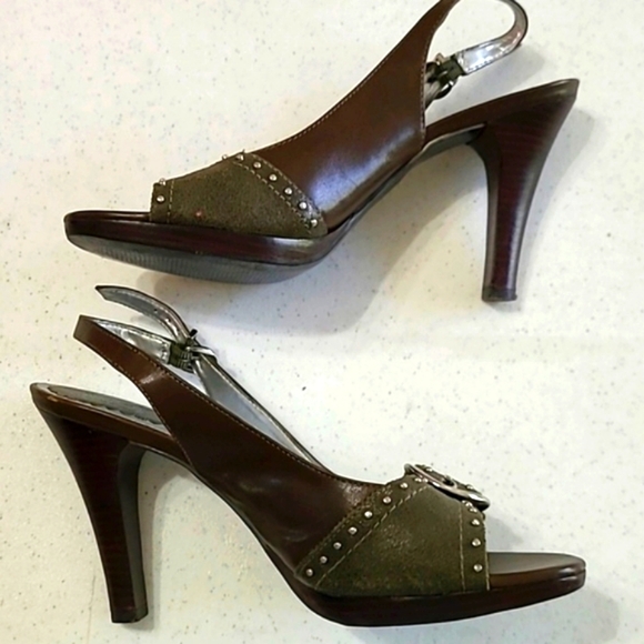 💥3/12 Carlos Olive Green Open-Toe sling back heels with silver hardware size 8 - Picture 3 of 10